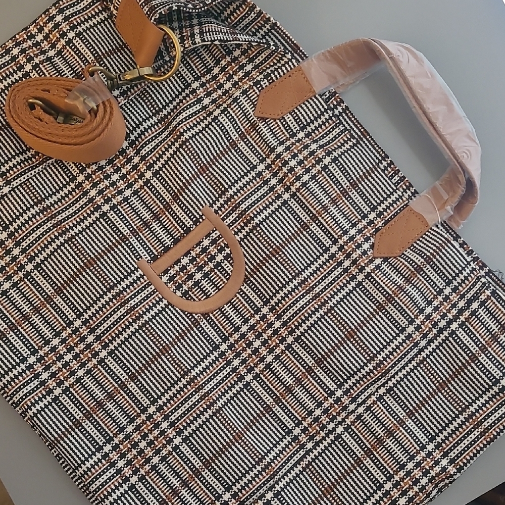 thirty-one Casual Crossbody .. Plaid About‎ You Weave .. D .. New